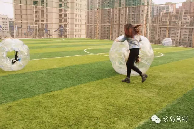 風一樣的女子，也是蠻拼的